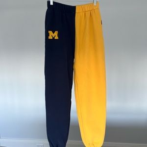HYPE AND VICE Umich dual color sweatpants